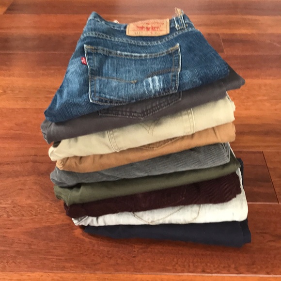 Levi’s Dark Gray Khaki Jeans - Picture 4 of 4